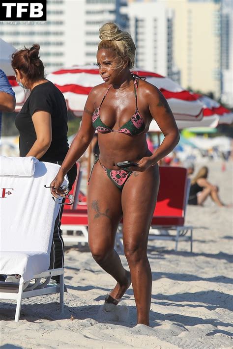 Pic mary nude j blige Mary J